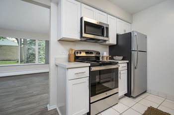 Fully equipped kitchens with energy efficient appliances
